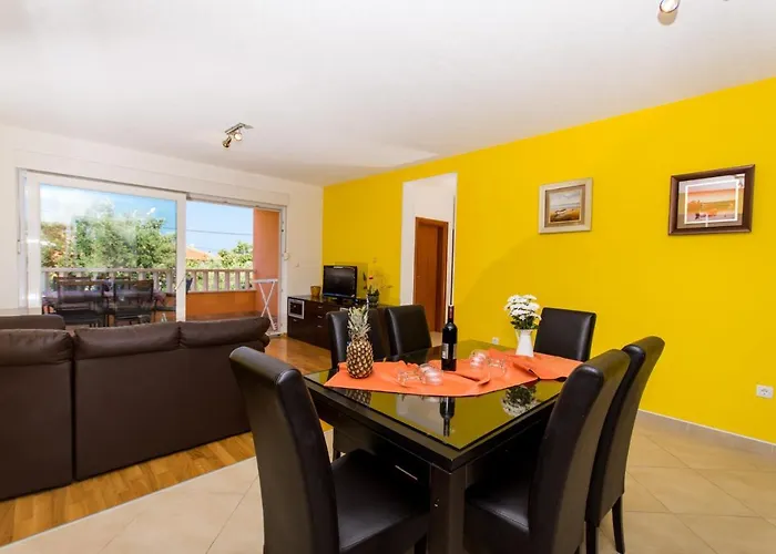 Okrug Gornji 16901a *